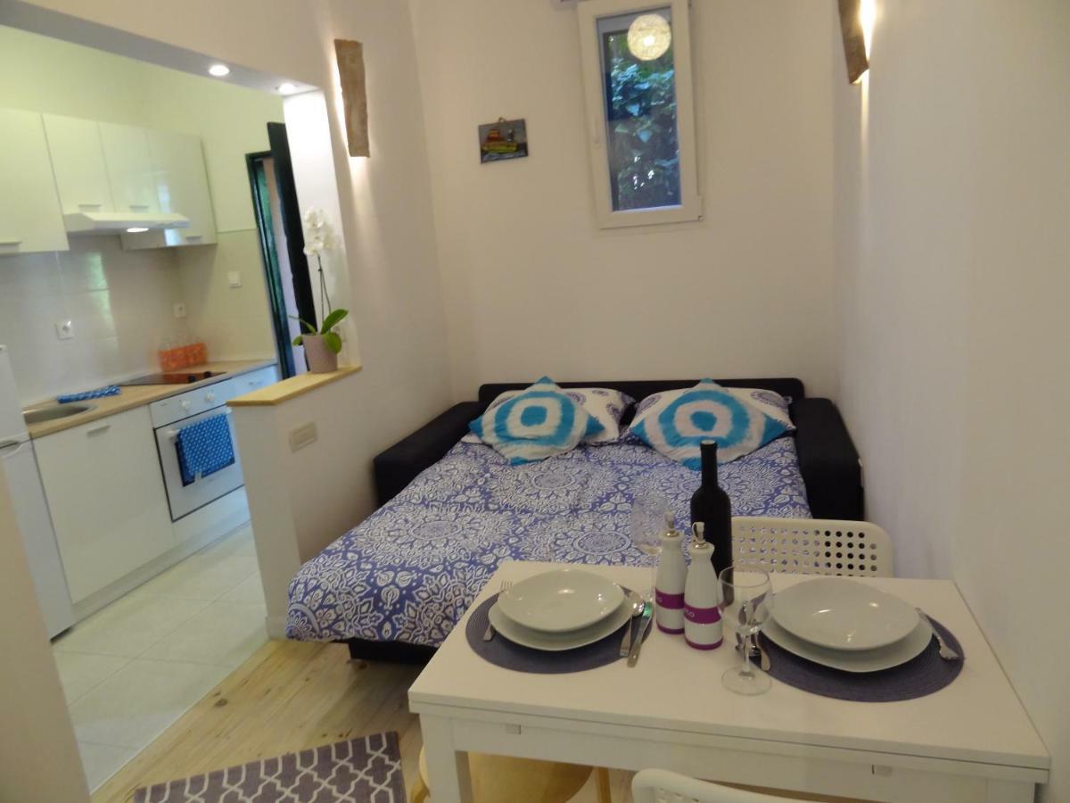 Apartment Bezic Kaštela المظهر الخارجي الصورة