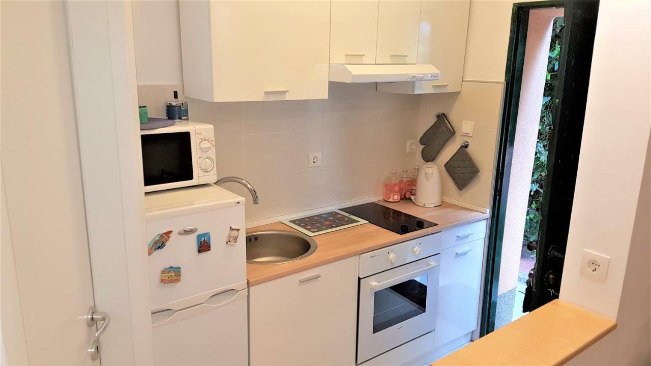 Apartment Bezic Kaštela المظهر الخارجي الصورة
