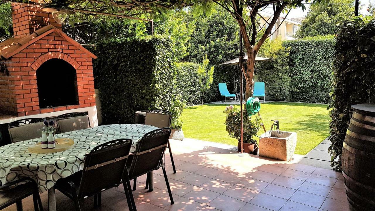 Apartment Bezic Kaštela المظهر الخارجي الصورة