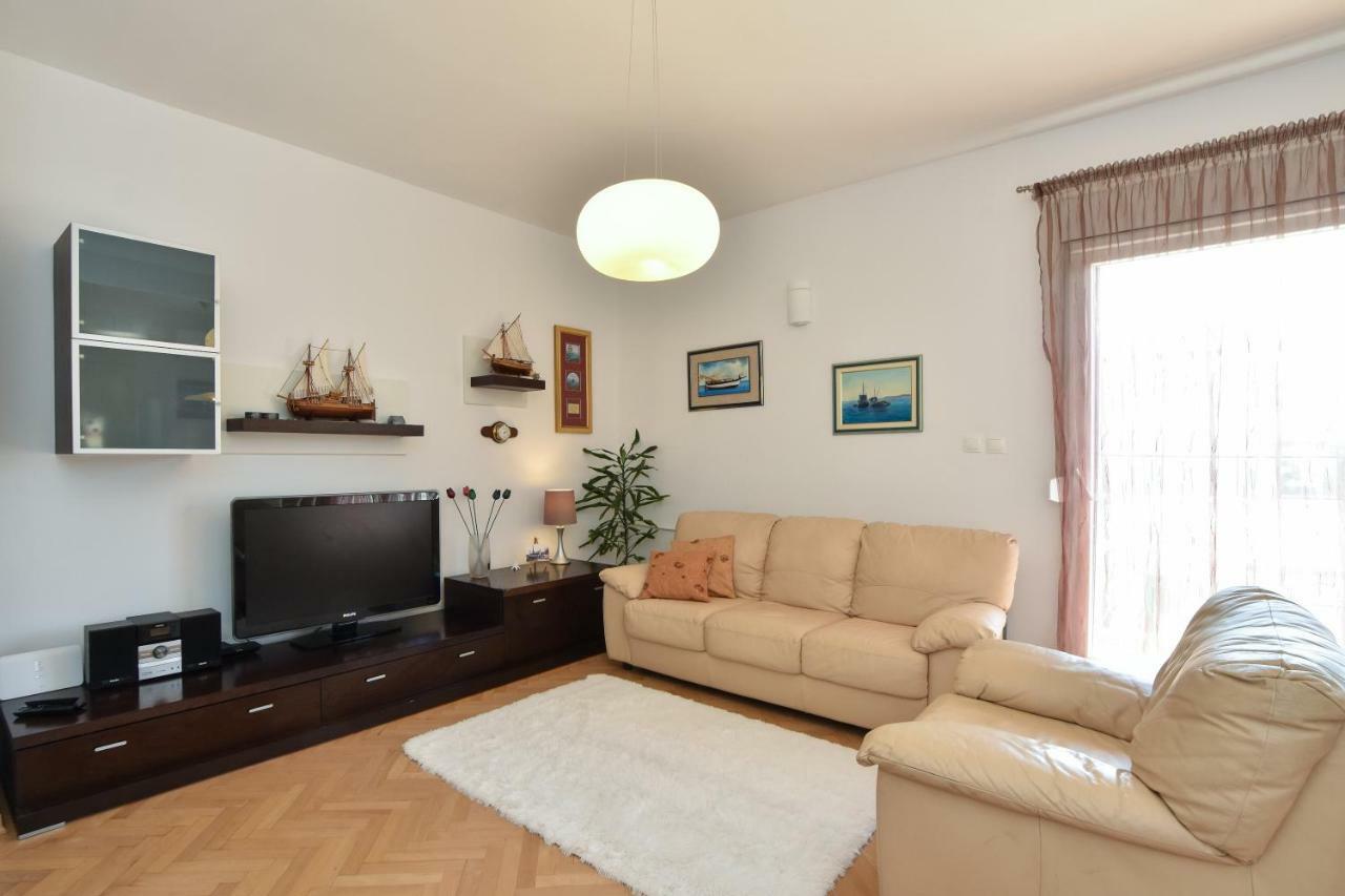 Apartment Bezic Kaštela المظهر الخارجي الصورة