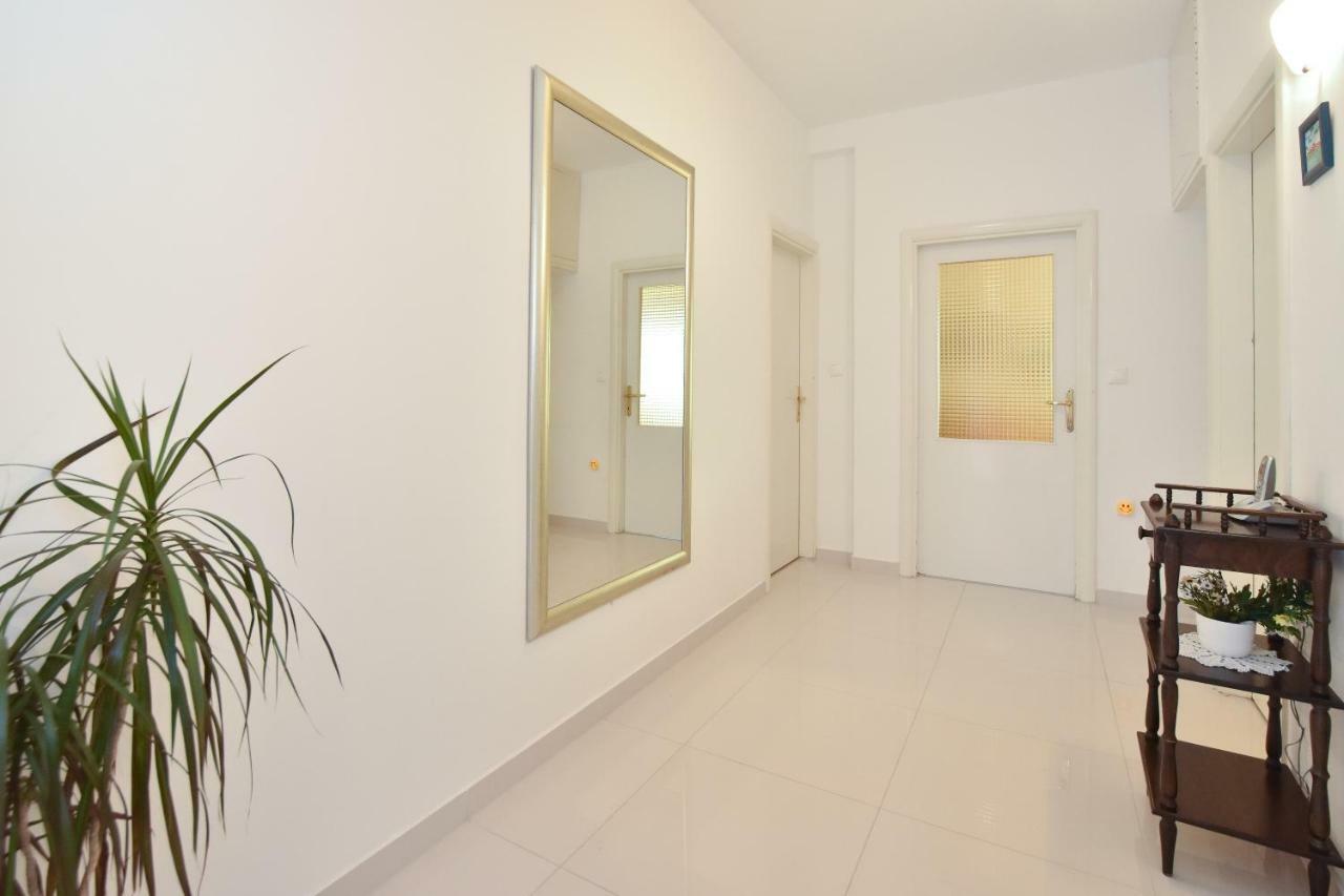 Apartment Bezic Kaštela المظهر الخارجي الصورة
